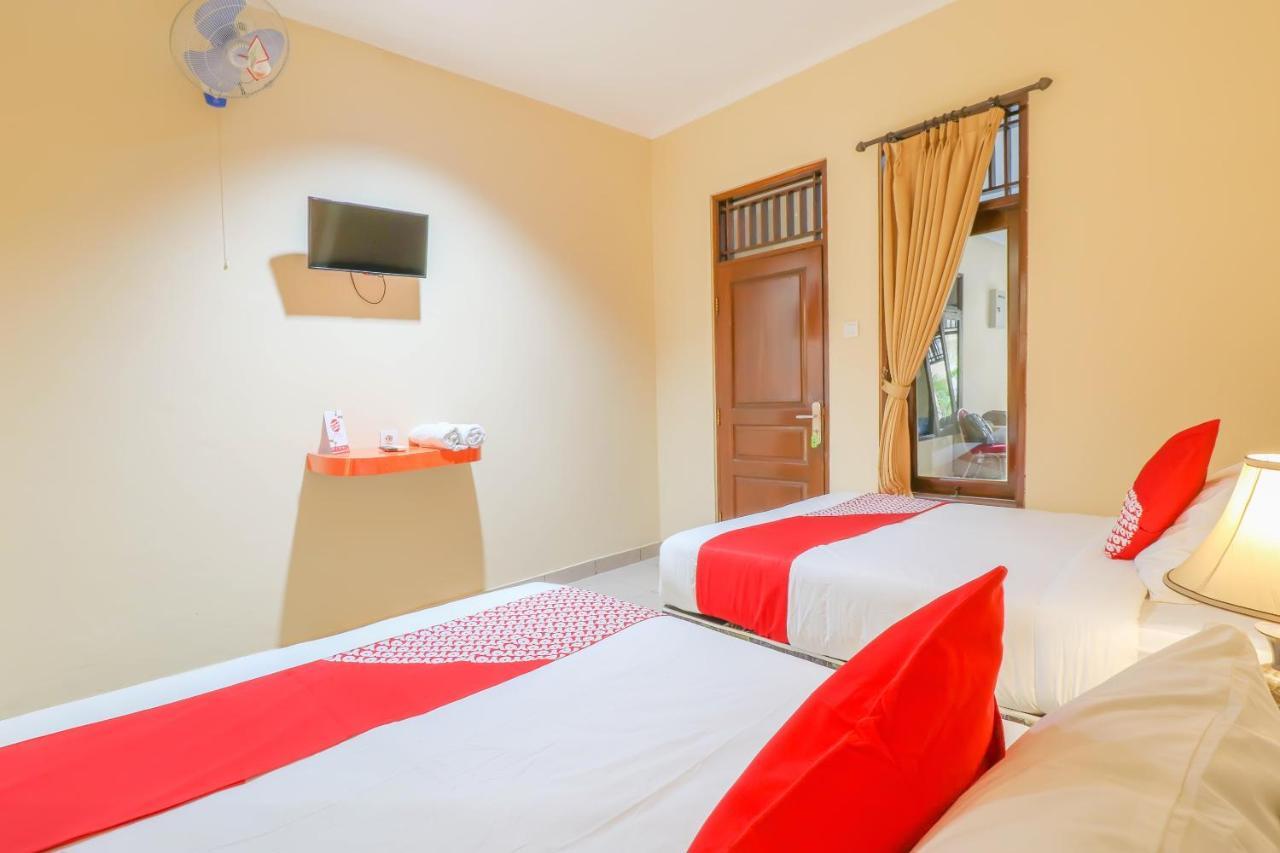 Super Oyo 2280 Wisma Guntur II Денпасар Екстериор снимка