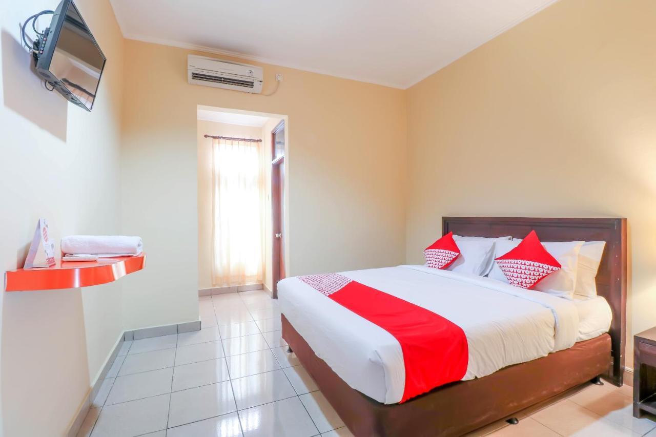 Super Oyo 2280 Wisma Guntur II Денпасар Екстериор снимка